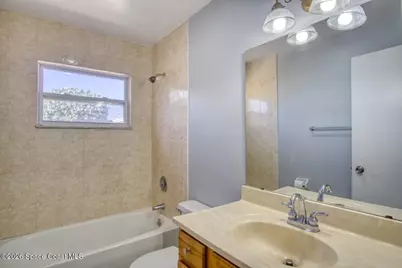 137 Washington Avenue #B, Indialantic, FL 32903 - Photo 10