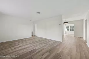 500 Wisteria Dr, Melbourne, FL 32901 - Photo 2