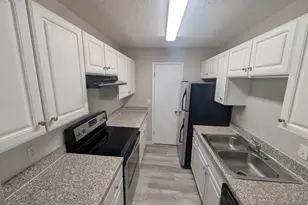 3506 Sable Palm Ln, Titusville, FL 32780 - Photo 8