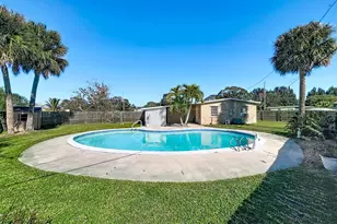 1090 Bianca Dr NE, Palm Bay, FL 32905 - Photo 26