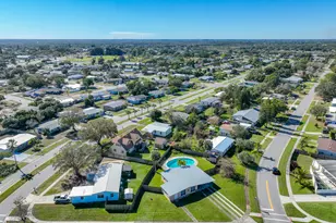 1090 Bianca Dr NE, Palm Bay, FL 32905 - Photo 2