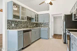 6570 S Floridana Ave S, Melbourne Beach, FL 32951 - Photo 8