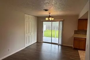 2100 Cheryl Ct, Melbourne, FL 32935 - Photo 6