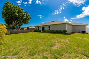 938 Clearmont St, Sebastian, FL 32958 - Photo 32