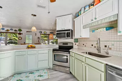 140 SE 4th Street, Satellite Beach, FL 32937 - Photo 4