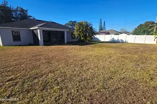 249 Americana Blvd NE, Palm Bay, FL 32907 - Photo 16