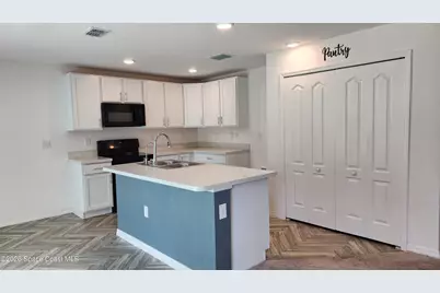 832 Sorrel Street NW, Palm Bay, FL 32907 - Photo 4