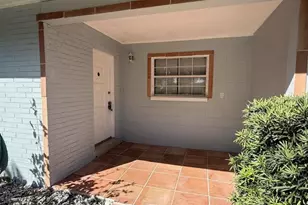 945 Date Ave, Merritt Island, FL 32953 - Photo 2