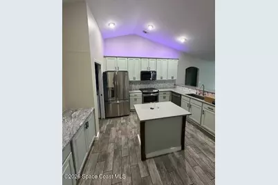 1013 Salina Street SE, Palm Bay, FL 32909 - Photo 4