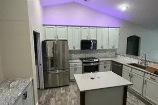 1013 Salina St SE, Palm Bay, FL 32909 - Photo 4