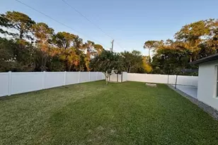 1013 Salina St SE, Palm Bay, FL 32909 - Photo 18