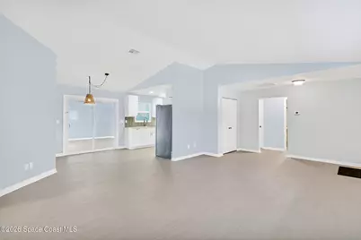 669 Vocelle Avenue, Sebastian, FL 32958 - Photo 6