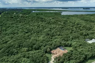 115 Regatta St, Melbourne Beach, FL 32951 - Photo 4