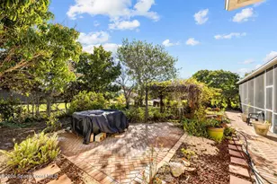 111 SW Ladybug Dr, Port Saint Lucie, FL 34953 - Photo 6