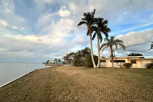 464 Angelo Ln, Cocoa Beach, FL 32931 - Photo 8