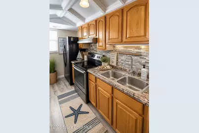 180 Paradise Boulevard #18023, Melbourne, FL 32903 - Photo 8