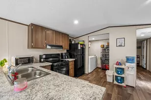 7011 Fern Dr, Cocoa, FL 32927 - Photo 10