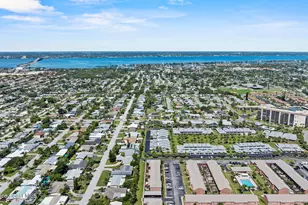 913 S Colonial Ct, Indian Harbour Beach, FL 32937 - Photo 32