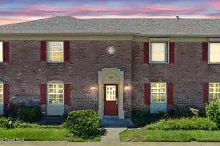 913 S Colonial Ct, Indian Harbour Beach, FL 32937 - Photo 2