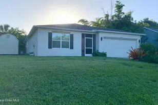 450 Hazel St, Sebastian, FL 32958 - Photo 2