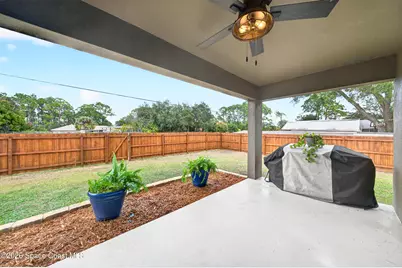 733 Walmsley Street SW, Palm Bay, FL 32908 - Photo 4