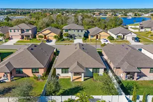 4717 Magenta Isles Dr, Melbourne, FL 32904 - Photo 36