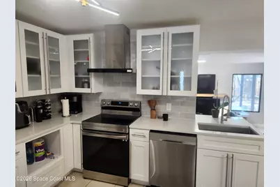 462 Breakwater Street SE, Palm Bay, FL 32909 - Photo 4