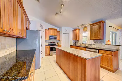 261 Franciscan Avenue NW, Palm Bay, FL 32907 - Photo 6