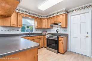 4245 Hillview Cir, Merritt Island, FL 32952 - Photo 10