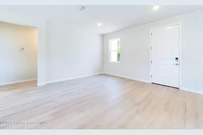 1085 SW Harlingen Road SW, Palm Bay, FL 32908 - Photo 10