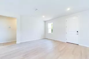 1085 SW Harlingen Road SW, Palm Bay, FL 32908 - Photo 10