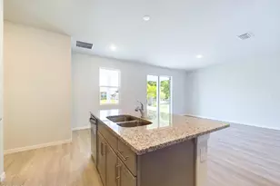 1085 SW Harlingen Road SW, Palm Bay, FL 32908 - Photo 6