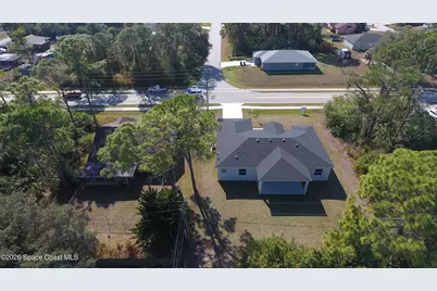 1043 Walden Boulevard SE, Palm Bay, FL 32909 - Photo 6