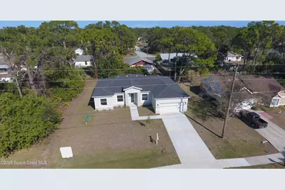 1043 Walden Boulevard SE, Palm Bay, FL 32909 - Photo 4