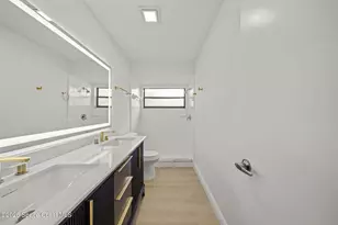 1756 Clover Circle W, Melbourne, FL 32935 - Photo 14