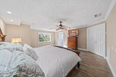 9670 Mockingbird Lane, Micco, FL 32976 - Photo 16