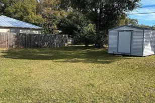 1915 S Park Ave S, Melbourne, FL 32901 - Photo 14