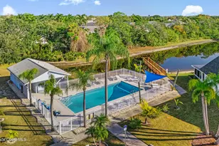 2315 Early Dawn Cir, Melbourne, FL 32935 - Photo 36