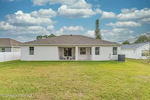 1717 Dalroy St NW, Palm Bay, FL 32907 - Photo 4
