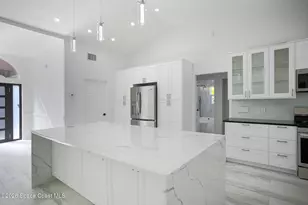 140 Flores St, Melbourne Beach, FL 32951 - Photo 4