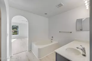 2041 Brookshire Cir, Melbourne, FL 32904 - Photo 36