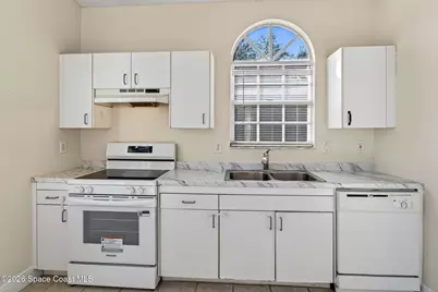 1051 Goldenrod Circle NE, Palm Bay, FL 32905 - Photo 18