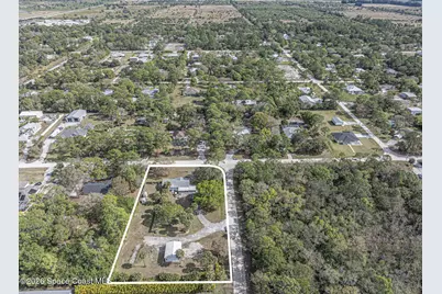 8205 93rd Avenue, Vero Beach, FL 32967 - Photo 28