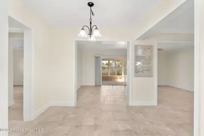 921 S Brevard Avenue, Cocoa Beach, FL 32931 - Photo 10