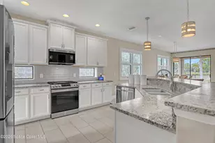 7922 Strom Park Dr, Melbourne, FL 32940 - Photo 6