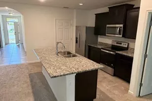 4667 Magenta Isles Dr, Melbourne, FL 32904 - Photo 4