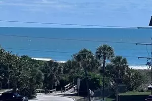 4105 Ocean Beach Blvd, Cocoa Beach, FL 32931 - Photo 2