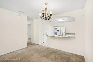 1070 Luminary Cir, Melbourne, FL 32901 - Photo 8