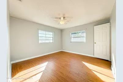 541 E Fee Avenue, Melbourne, FL 32901 - Photo 14