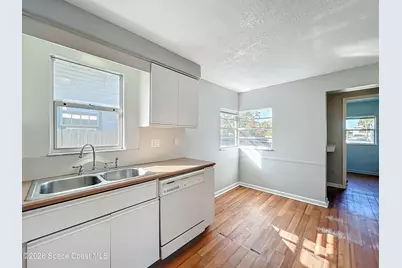 541 E Fee Avenue, Melbourne, FL 32901 - Photo 10